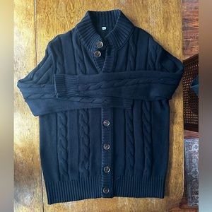 MEN’S COZY BLACK CABLE KNIT SWEATER - SIZE XL